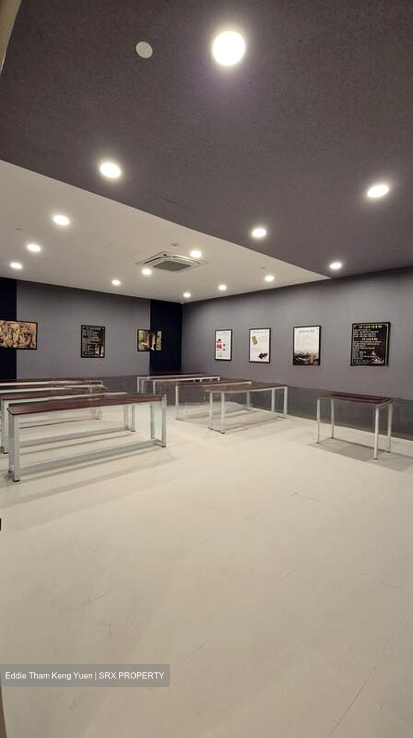 Westway (D5), Retail #459988491